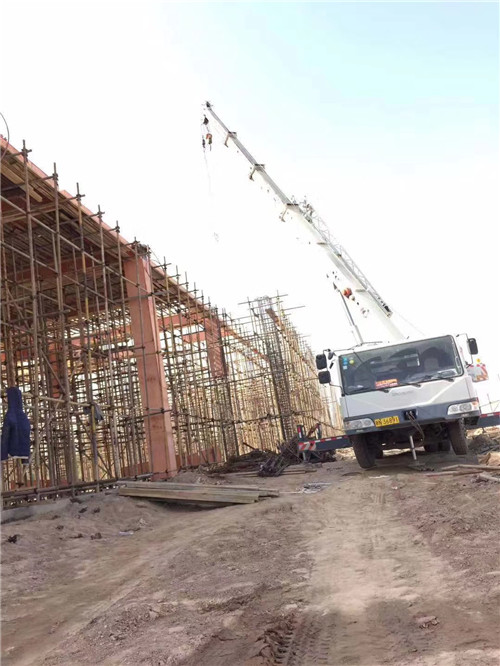 桂林市25 吨、50 吨吊车怎么选？多大重量 / 半径适合对应车型？