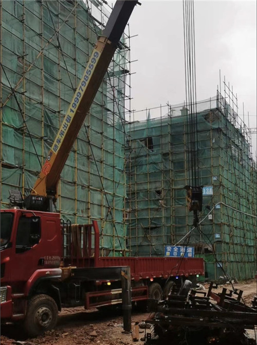 桂林市“慢工细活”—— 吊车的 “微动控制” 技术